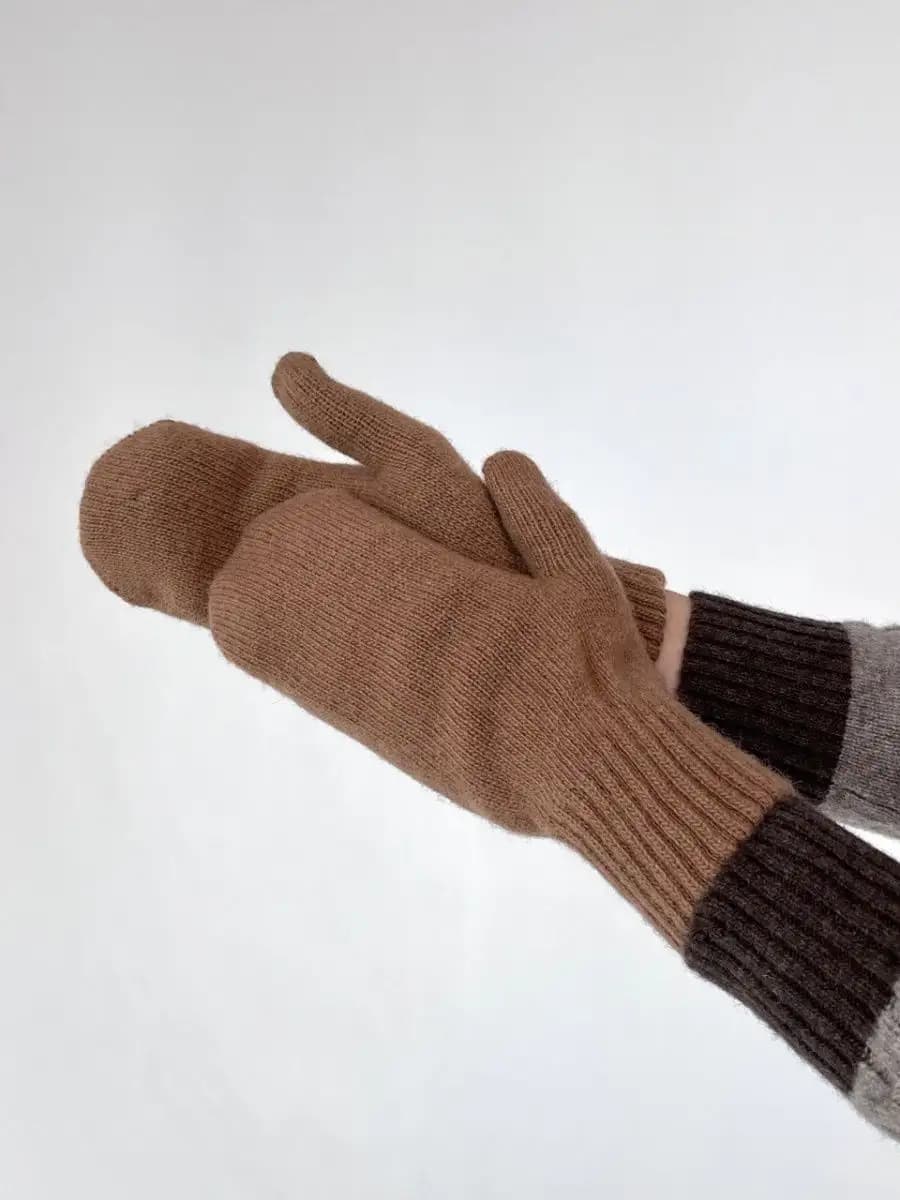 Варежки мужские из верблюжьей / яка шерсти