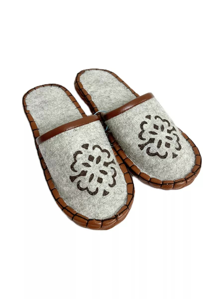 Тапочки войлочные с круглым носом Монголия 5